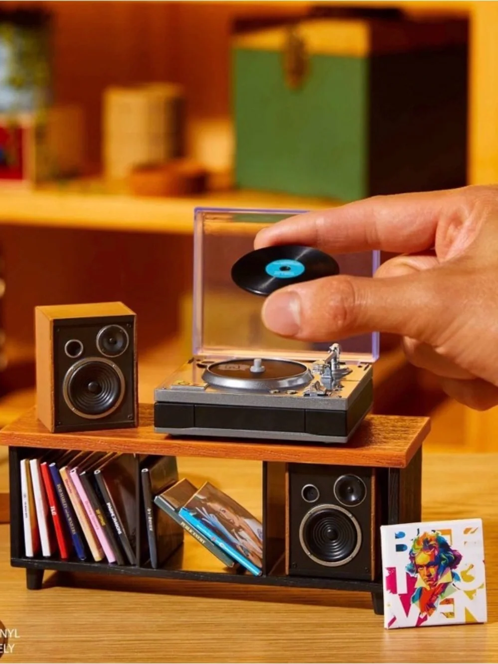 MGA’s MiniVerse Real Music Record Player Playset